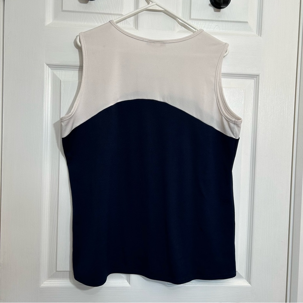 Keyhole Colour Block Tank Top - Picture 8 of 12